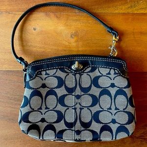 Authentic Coach Signature Navy Blue Turnlock Large Wristlet